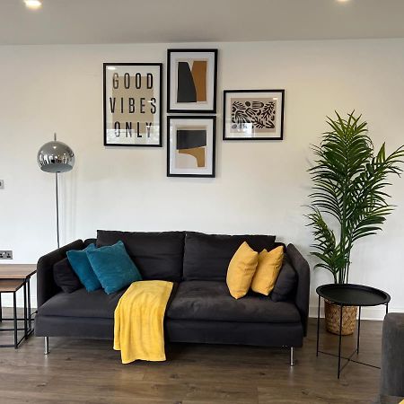 Вилла 3Bed Flat 3Wc And Great Location Near Excel City Airport O2 And Canning Town Station Лондон Экстерьер фото
