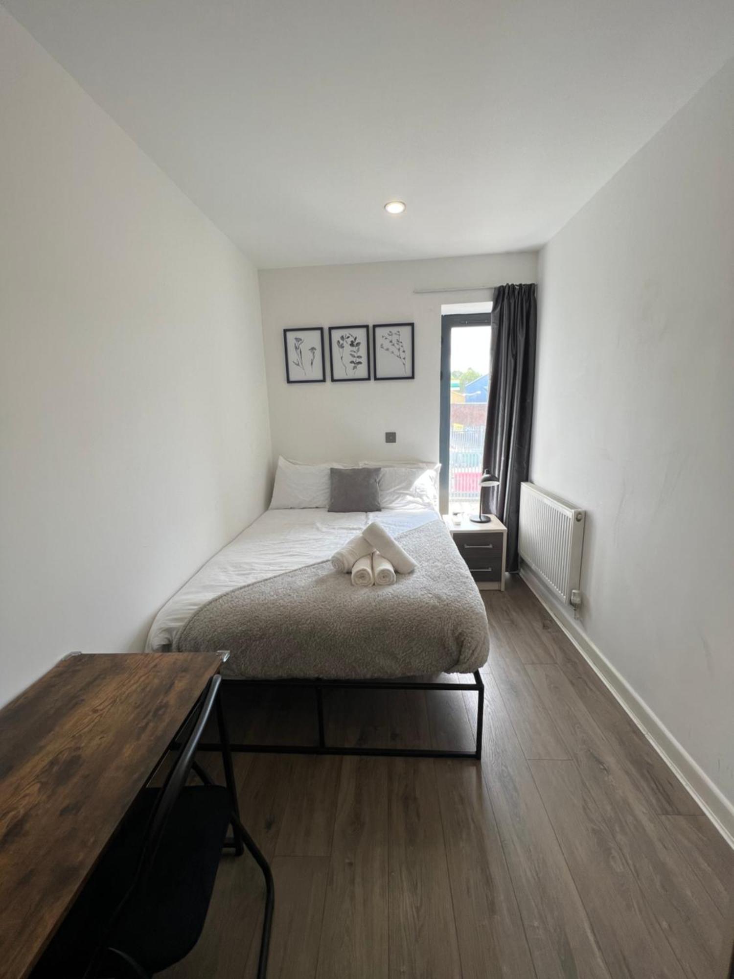 Вилла 3Bed Flat 3Wc And Great Location Near Excel City Airport O2 And Canning Town Station Лондон Экстерьер фото