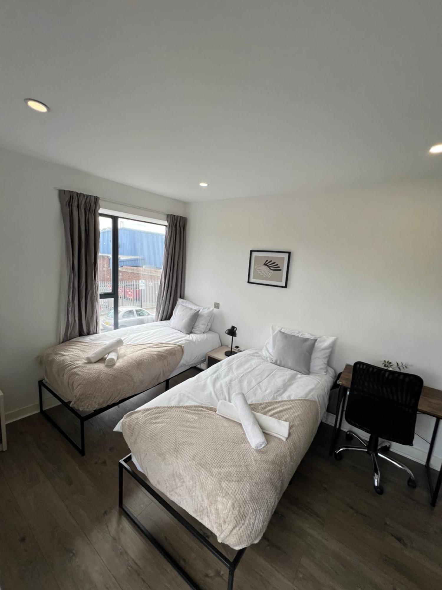 Вилла 3Bed Flat 3Wc And Great Location Near Excel City Airport O2 And Canning Town Station Лондон Экстерьер фото